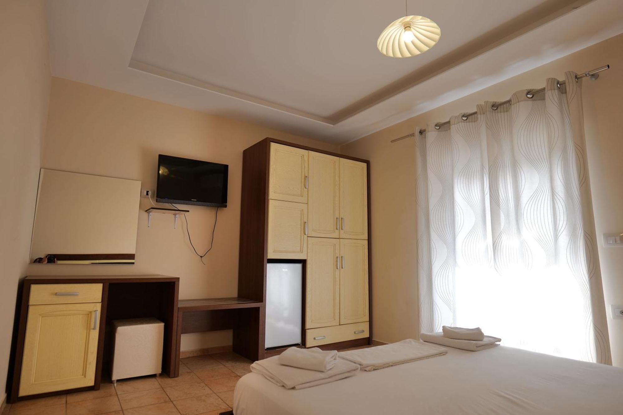 Hotel Jali Himarë Exterior foto